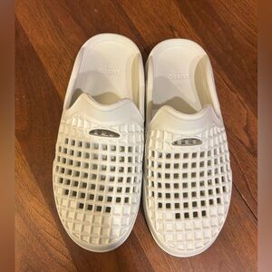 Lusso Cloud bone white slides clogs men’s size 12 EUC